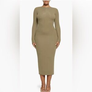 Skims Fits Everybody Long Sleeve Crew Neck Dress - Khaki